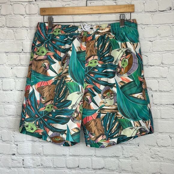 Mens Star Wars Baby Yoda Tropical Swim Trunks Size M Medium Drawstring Swimwear - Picture 1 of 8